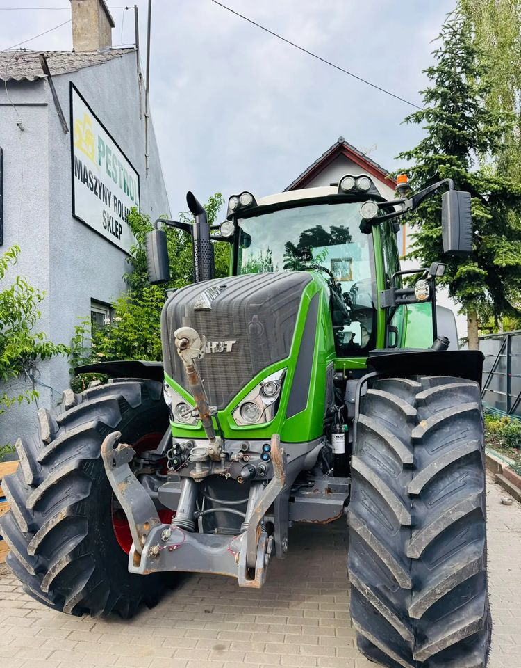 Fendt 828 Vario Profi Plus - Traktor: das Bild 2 Fendt 828 Vario Profi Plus - Traktor: das Bild 2