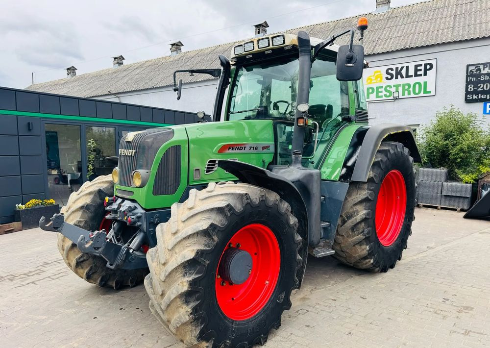 Traktor Fendt V716 ario TMS: das Bild 1