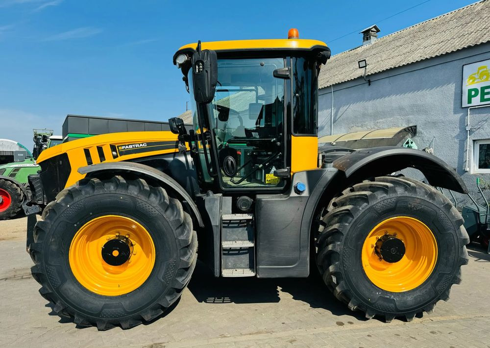 JCB Fastrac 4220 - Traktor: das Bild 5 JCB Fastrac 4220 - Traktor: das Bild 5