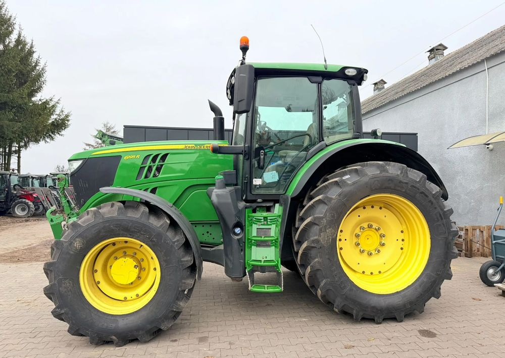 Traktor John Deere 6195 R: das Bild 8