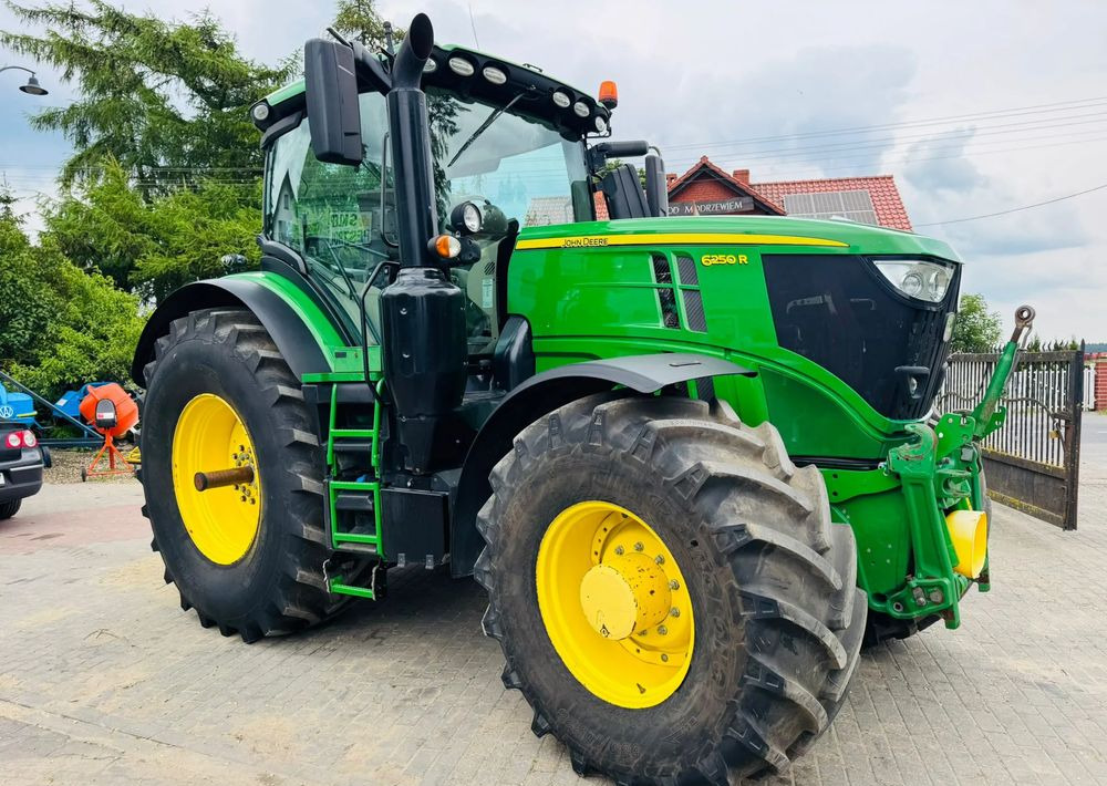John Deere 6250R - Traktor: das Bild 5 John Deere 6250R - Traktor: das Bild 5
