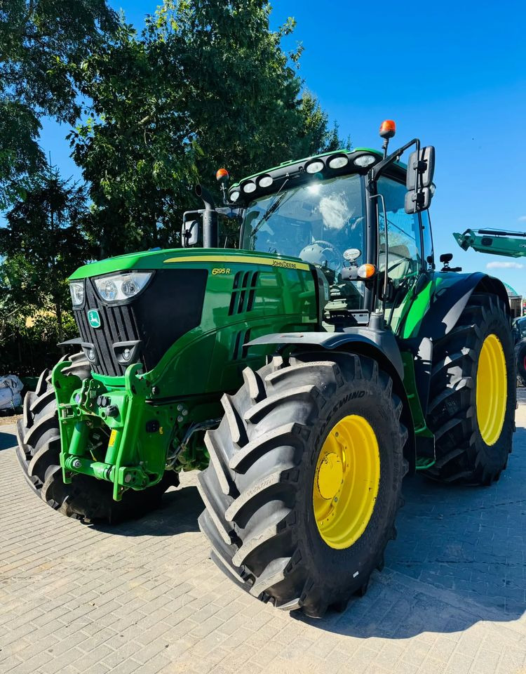 John Deere 6250R - Traktor: das Bild 5 John Deere 6250R - Traktor: das Bild 5