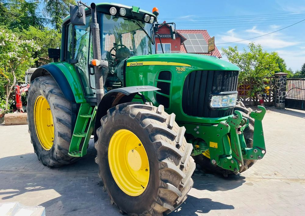 John Deere 7530 PREMIUM - Traktor: das Bild 2 John Deere 7530 PREMIUM - Traktor: das Bild 2