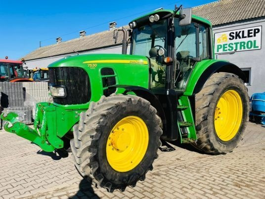John Deere 7530 - Traktor: das Bild 1 John Deere 7530 - Traktor: das Bild 1