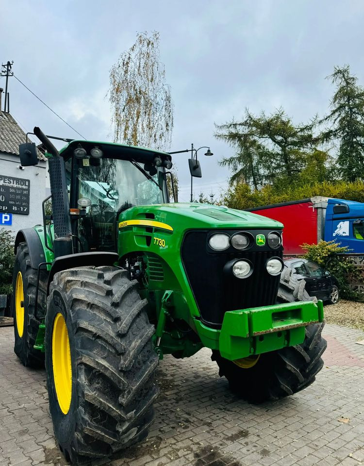 John Deere 7730 - Traktor: das Bild 3 John Deere 7730 - Traktor: das Bild 3