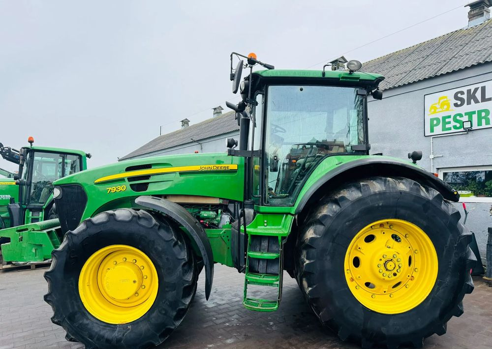 John Deere 7930 - Traktor: das Bild 2 John Deere 7930 - Traktor: das Bild 2