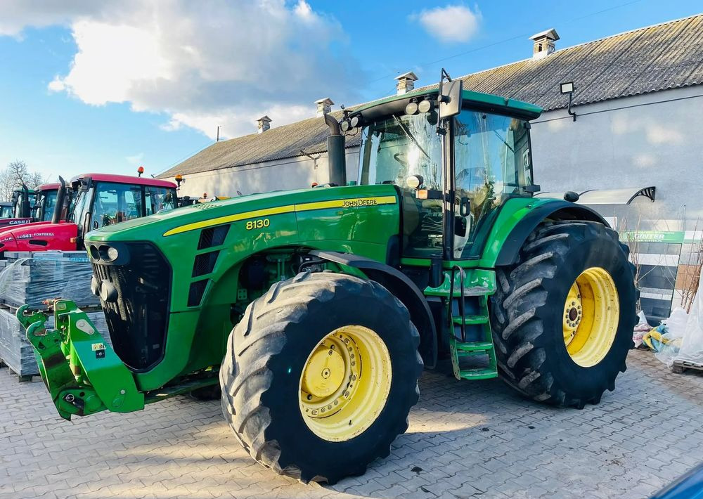 John Deere 8130 - Traktor: das Bild 4 John Deere 8130 - Traktor: das Bild 4
