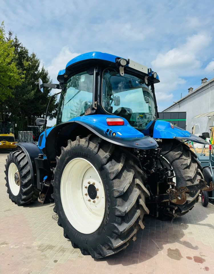 New Holland T6.175 - Traktor: das Bild 2 New Holland T6.175 - Traktor: das Bild 2
