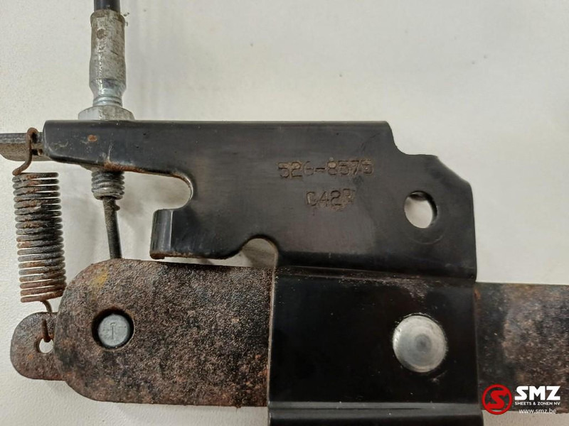 Caterpillar Cabin door lever + cable Caterpillar - Tür und Teile für LKW: das Bild 5 Caterpillar Cabin door lever + cable Caterpillar - Tür und Teile für LKW: das Bild 5