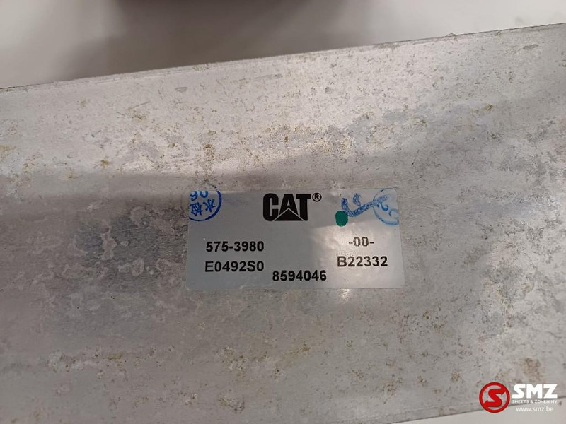 Caterpillar Oil cooler Caterpillar - Kühlsystem für Flurförderzeug: das Bild 5 Caterpillar Oil cooler Caterpillar - Kühlsystem für Flurförderzeug: das Bild 5
