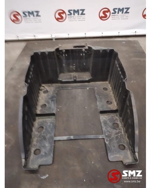 DAF Occ batterijbak Daf XF 106 Euro 6 2049055 - Rahmen/ Chassis für LKW: das Bild 1 DAF Occ batterijbak Daf XF 106 Euro 6 2049055 - Rahmen/ Chassis für LKW: das Bild 1