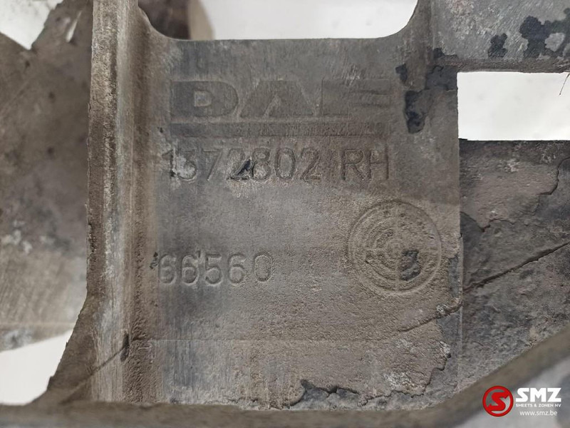 DAF Occ koplampsteun rechts DAF - Hauptscheinwerfer für LKW: das Bild 4 DAF Occ koplampsteun rechts DAF - Hauptscheinwerfer für LKW: das Bild 4