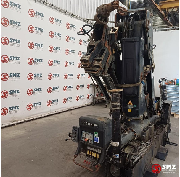 Hiab Occ Autolaadkraan Hiab 211EP-3 + radio - Ausleger: das Bild 2 Hiab Occ Autolaadkraan Hiab 211EP-3 + radio - Ausleger: das Bild 2