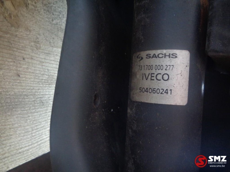 Iveco Occ cabineophanging stralis + schokdemper - Fahrerhausaufhängung für LKW: das Bild 4 Iveco Occ cabineophanging stralis + schokdemper - Fahrerhausaufhängung für LKW: das Bild 4