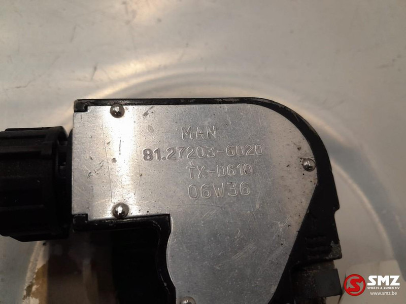MAN Occ brandstoftank 600 L + vlotter + steunen MAN - Kraftstofftank für LKW: das Bild 5 MAN Occ brandstoftank 600 L + vlotter + steunen MAN - Kraftstofftank für LKW: das Bild 5