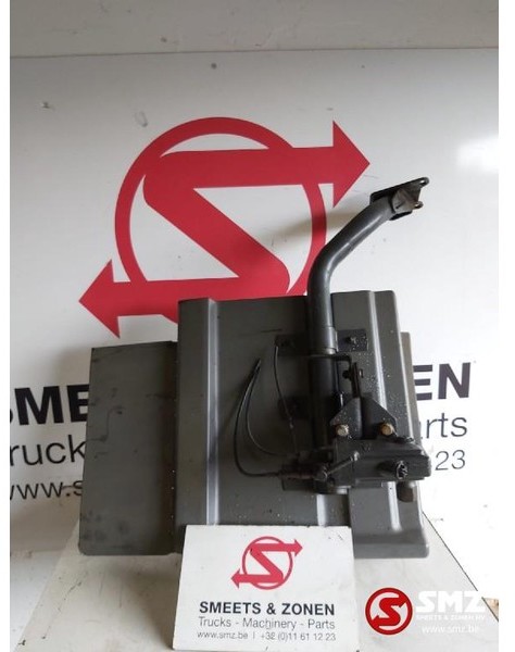 Mercedes-Benz Occ Spatbord rechts Atego 1828 met cabinepomp - Kotflügel für LKW: das Bild 2 Mercedes-Benz Occ Spatbord rechts Atego 1828 met cabinepomp - Kotflügel für LKW: das Bild 2