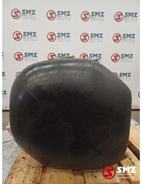 Mercedes-Benz Occ brandstoftank 220L Mercedes - Kraftstofftank für LKW: das Bild 4 Mercedes-Benz Occ brandstoftank 220L Mercedes - Kraftstofftank für LKW: das Bild 4