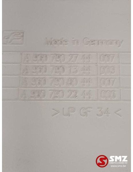 Mercedes-Benz Occ dakspoiler + spoilers boven links + rechts Mer - Aeropack/ Spoiler für LKW: das Bild 5 Mercedes-Benz Occ dakspoiler + spoilers boven links + rechts Mer - Aeropack/ Spoiler für LKW: das Bild 5