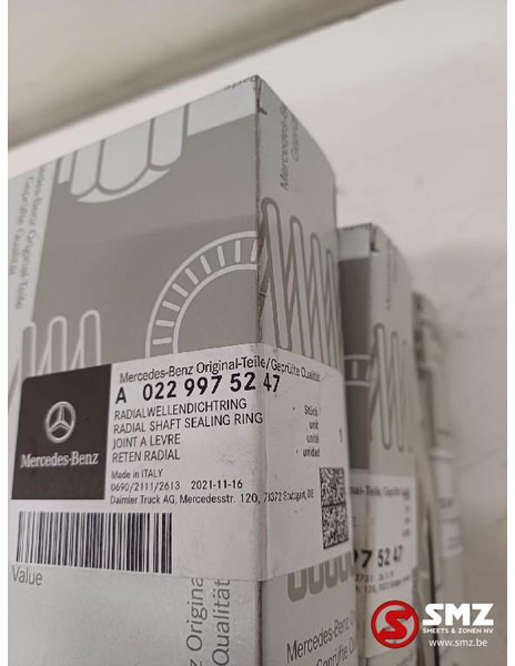 Mercedes-Benz Set van 4 wielnaafkeerrringen Mercedes - Federung für LKW: das Bild 4 Mercedes-Benz Set van 4 wielnaafkeerrringen Mercedes - Federung für LKW: das Bild 4