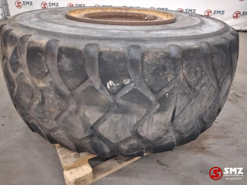 Michelin Occ industrieband Michelin 26.5R25 - Reifen für LKW: das Bild 1 Michelin Occ industrieband Michelin 26.5R25 - Reifen für LKW: das Bild 1