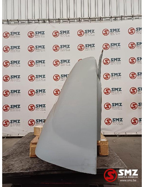 Renault Occ dakspoiler Renault - Aeropack/ Spoiler für LKW: das Bild 3 Renault Occ dakspoiler Renault - Aeropack/ Spoiler für LKW: das Bild 3