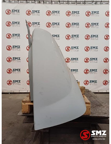 Renault Occ dakspoiler Renault - Aeropack/ Spoiler für LKW: das Bild 4 Renault Occ dakspoiler Renault - Aeropack/ Spoiler für LKW: das Bild 4