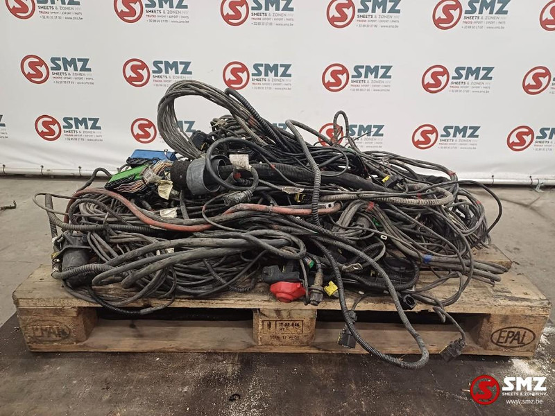Scania Occ lot kabelbomen Scania - Kabel/ Kabelbaum für LKW: das Bild 2 Scania Occ lot kabelbomen Scania - Kabel/ Kabelbaum für LKW: das Bild 2