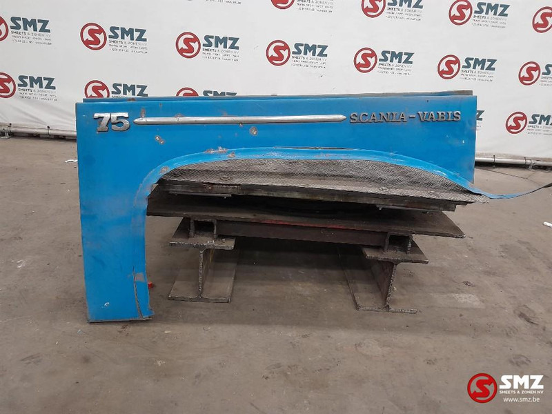 Scania Occ spatbord links 75 Vabis Scania - Karosserie und Außen für LKW: das Bild 1 Scania Occ spatbord links 75 Vabis Scania - Karosserie und Außen für LKW: das Bild 1