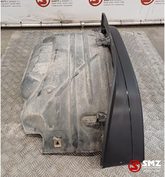 Scania Occ spatbord links vooraan Scania - Karosserie und Außen für LKW: das Bild 3 Scania Occ spatbord links vooraan Scania - Karosserie und Außen für LKW: das Bild 3