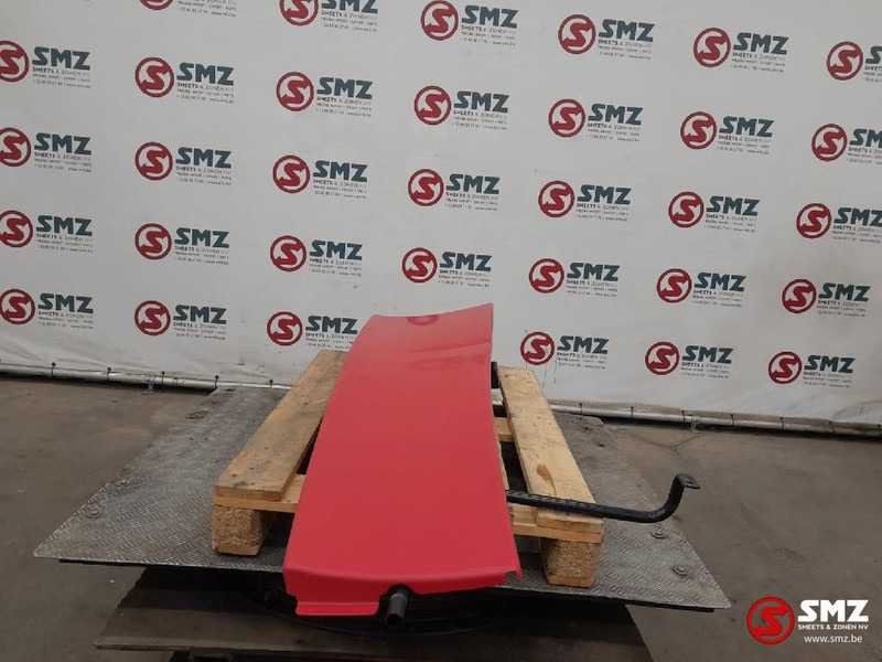 Volvo Occ cabinespoiler links Volvo - Aeropack/ Spoiler für LKW: das Bild 4 Volvo Occ cabinespoiler links Volvo - Aeropack/ Spoiler für LKW: das Bild 4