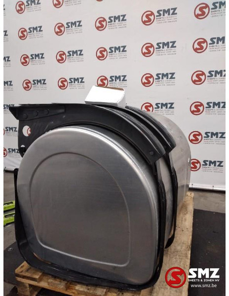 Volvo brandstoftank 405 L Volvo - Kraftstofftank für LKW: das Bild 3 Volvo brandstoftank 405 L Volvo - Kraftstofftank für LKW: das Bild 3