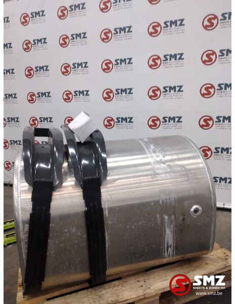 Volvo brandstoftank 405 L Volvo - Kraftstofftank für LKW: das Bild 1 Volvo brandstoftank 405 L Volvo - Kraftstofftank für LKW: das Bild 1