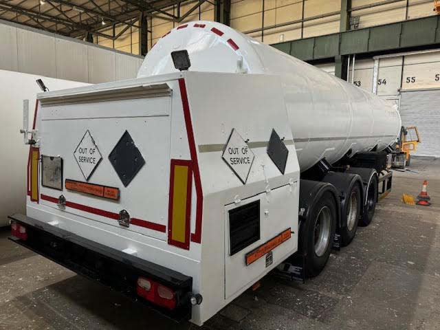 CRYOLOR Gas tank semi-trailer cryogenic used for nitrogen, argon, oxygen, LIN, LOX, LAR. - Tankauflieger: das Bild 3 CRYOLOR Gas tank semi-trailer cryogenic used for nitrogen, argon, oxygen, LIN, LOX, LAR. - Tankauflieger: das Bild 3