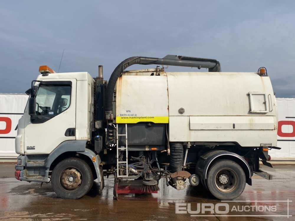 2008 DAF LF55 220 - Kehrmaschine: das Bild 2 2008 DAF LF55 220 - Kehrmaschine: das Bild 2
