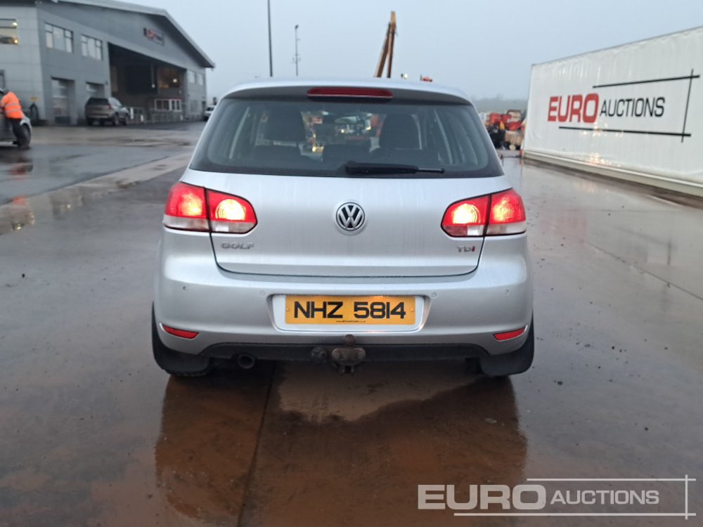 2010 Volkswagen Golf - PKW: das Bild 4 2010 Volkswagen Golf - PKW: das Bild 4