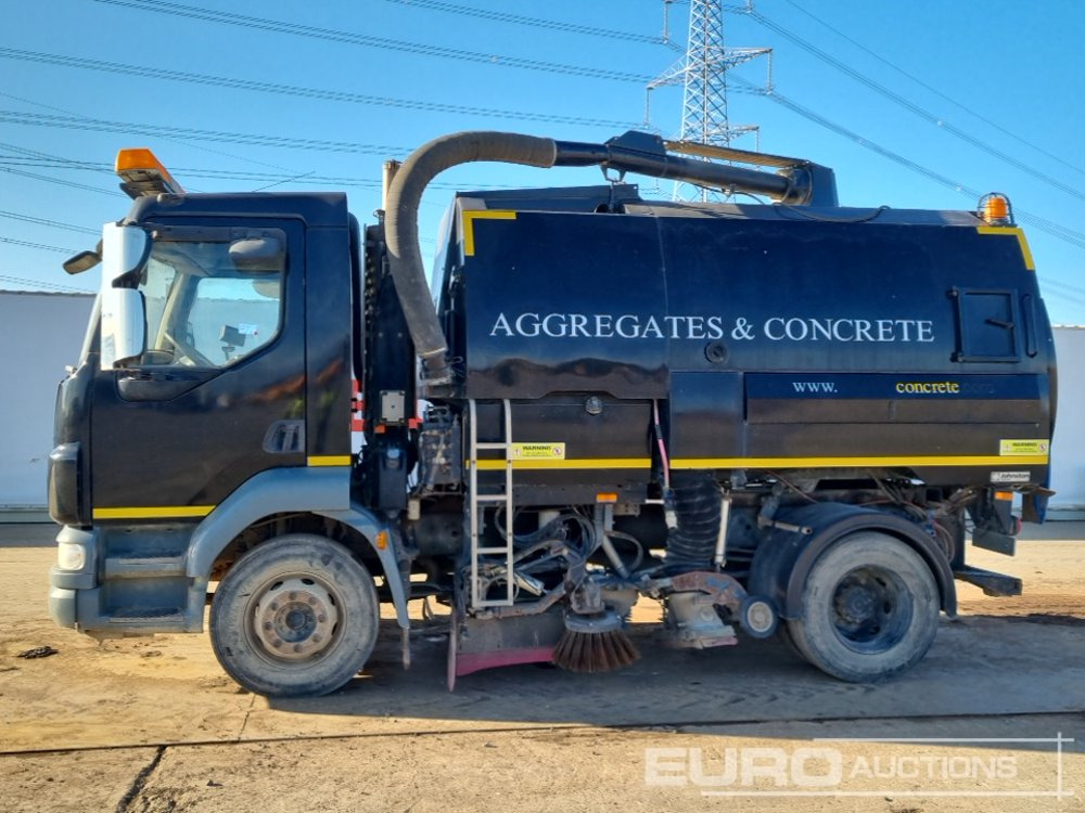 2012 DAF LF55.220 - Kehrmaschine: das Bild 2 2012 DAF LF55.220 - Kehrmaschine: das Bild 2