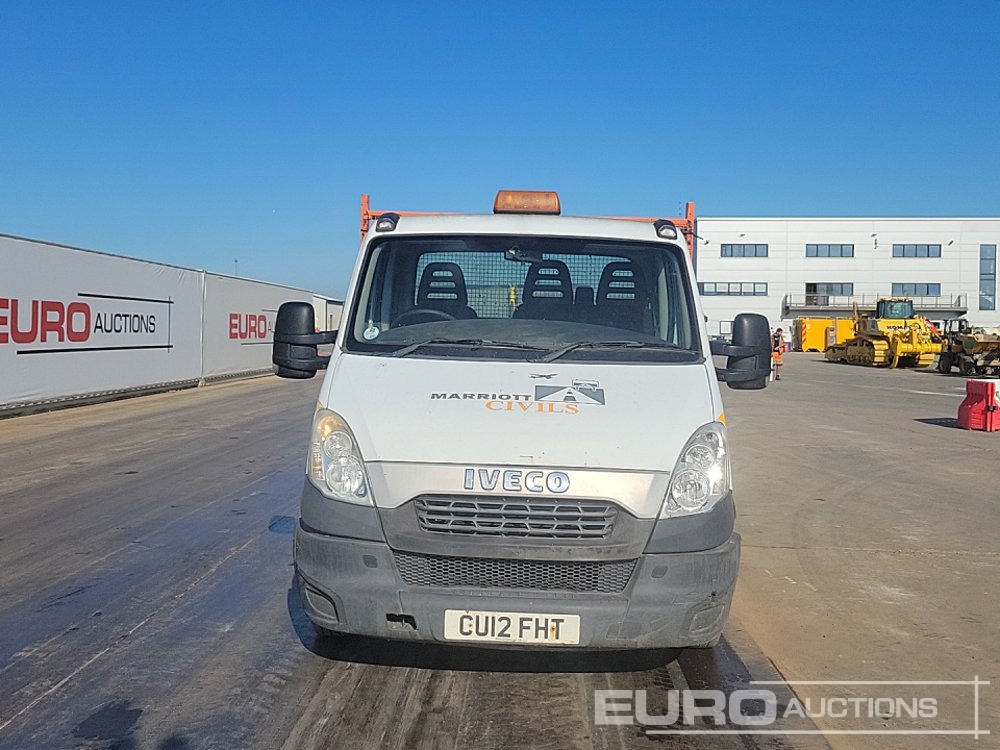 Kipper Transporter 2012 Iveco 35C13: das Bild 8