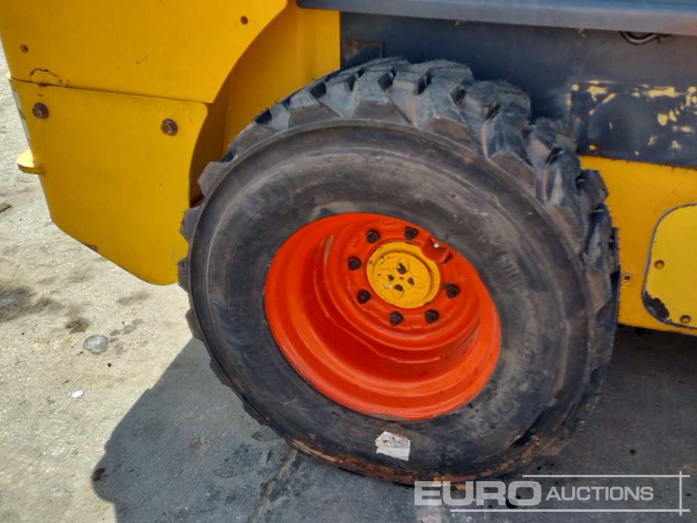 Kompaktlader 2012 New Holland L218: das Bild 22