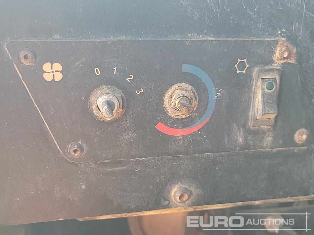 Kehrmaschine 2012 Scarab 4x2 Road Sweeper, Reverse Camera, A/C: das Bild 40