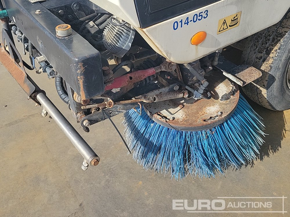 Kehrmaschine 2012 Scarab 4x2 Road Sweeper, Reverse Camera, A/C: das Bild 15