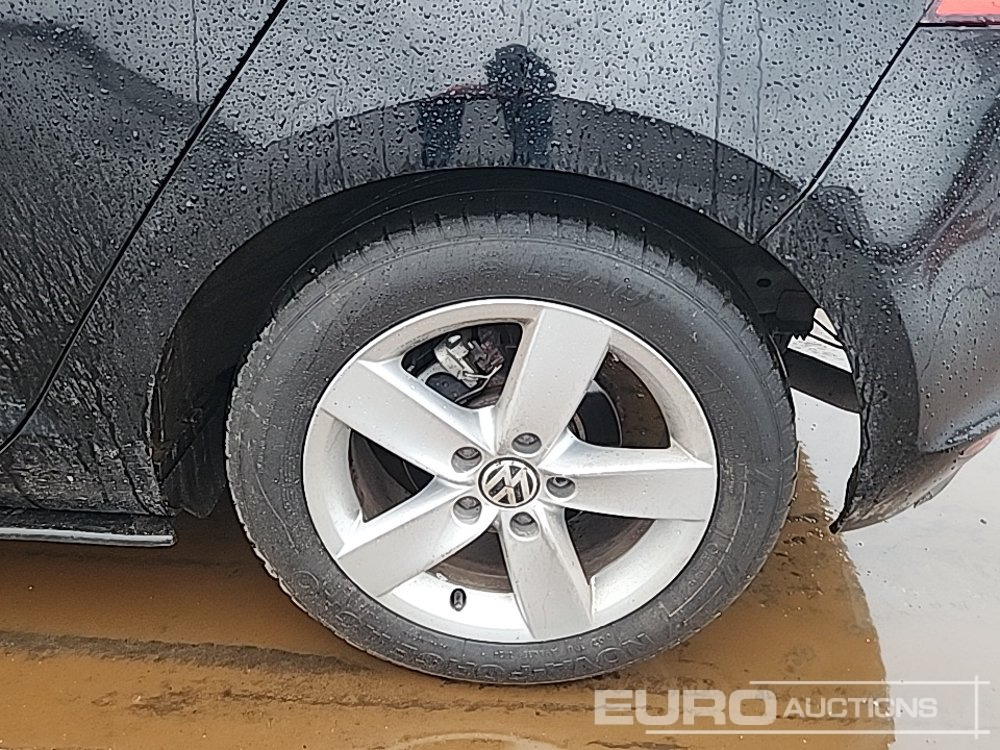 PKW 2013 Volkswagen Golf: das Bild 10 PKW 2013 Volkswagen Golf: das Bild 10