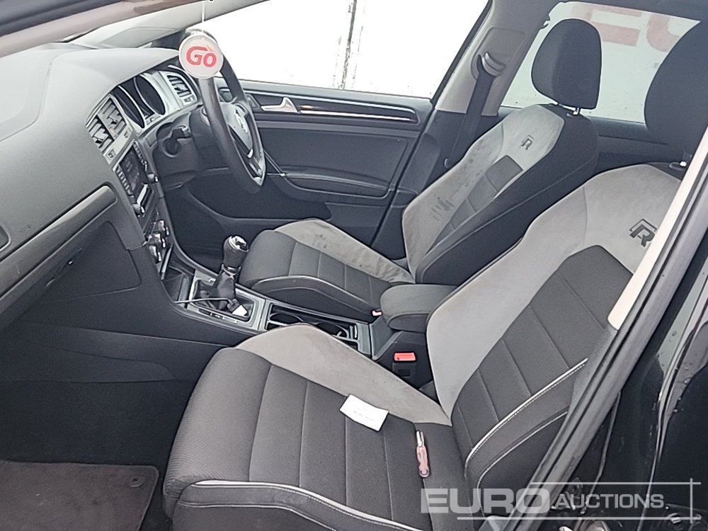 PKW 2013 Volkswagen Golf: das Bild 23 PKW 2013 Volkswagen Golf: das Bild 23