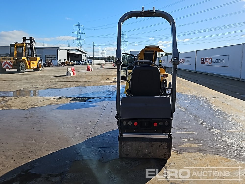 2015 Dynapac CC800 - Walzen: das Bild 4 2015 Dynapac CC800 - Walzen: das Bild 4