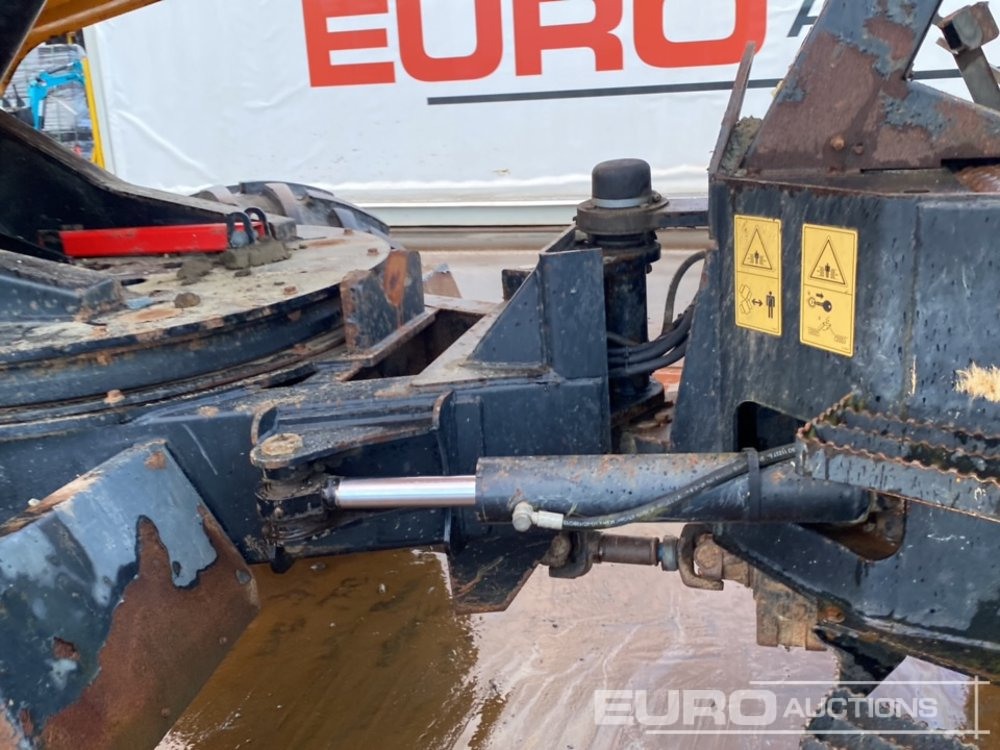 Mini-Kipper 2015 JCB 6TST: das Bild 43 Mini-Kipper 2015 JCB 6TST: das Bild 43