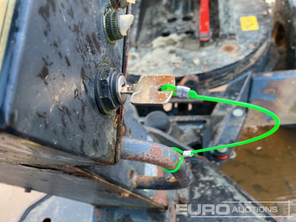 Mini-Kipper 2015 JCB 6TST: das Bild 44 Mini-Kipper 2015 JCB 6TST: das Bild 44