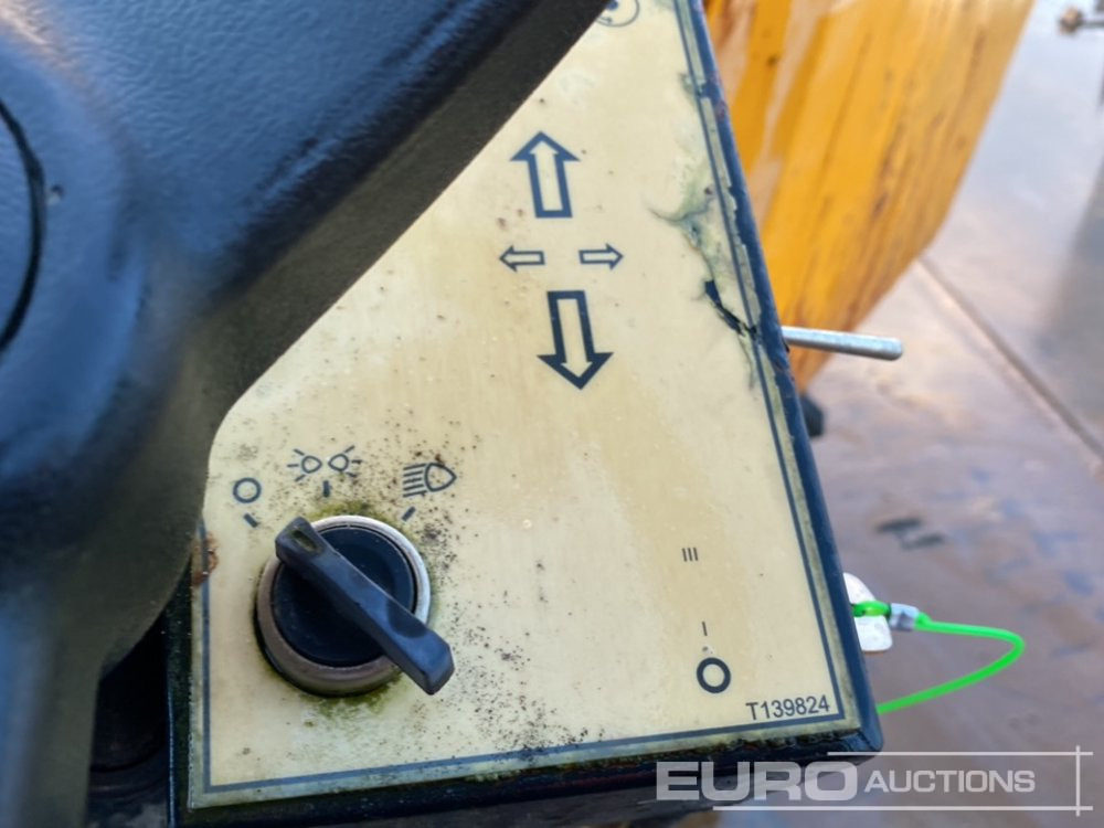 Mini-Kipper 2015 JCB 6TST: das Bild 19 Mini-Kipper 2015 JCB 6TST: das Bild 19