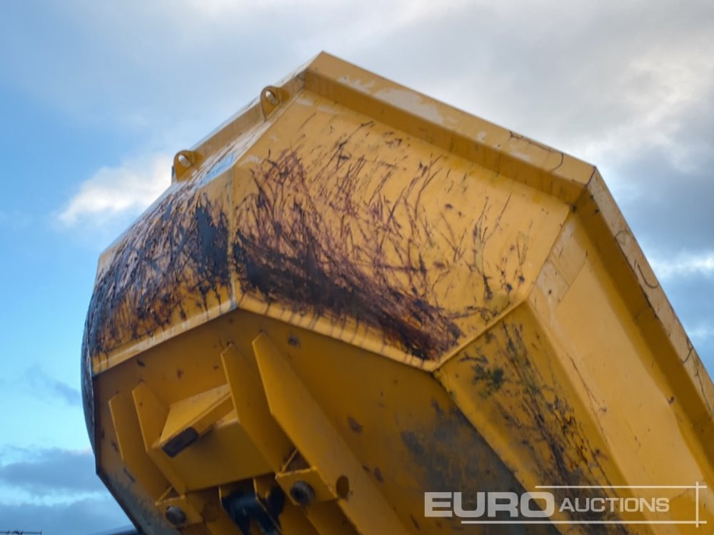 Mini-Kipper 2015 JCB 6TST: das Bild 37 Mini-Kipper 2015 JCB 6TST: das Bild 37