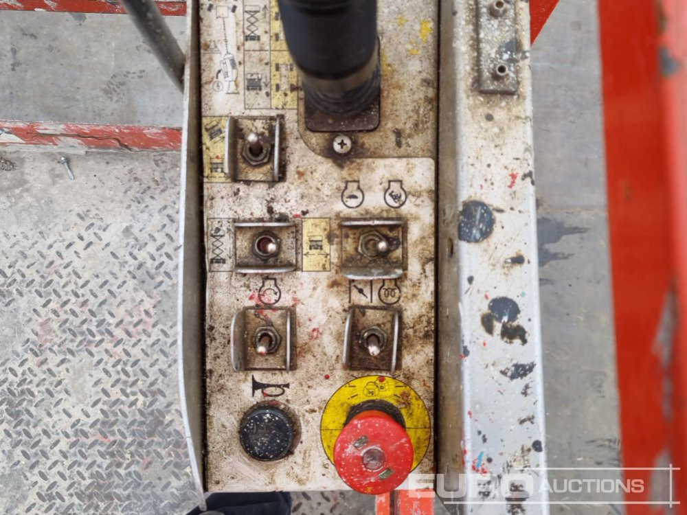Arbeitsbühne 2015 SkyJack SJ6826RT: das Bild 35