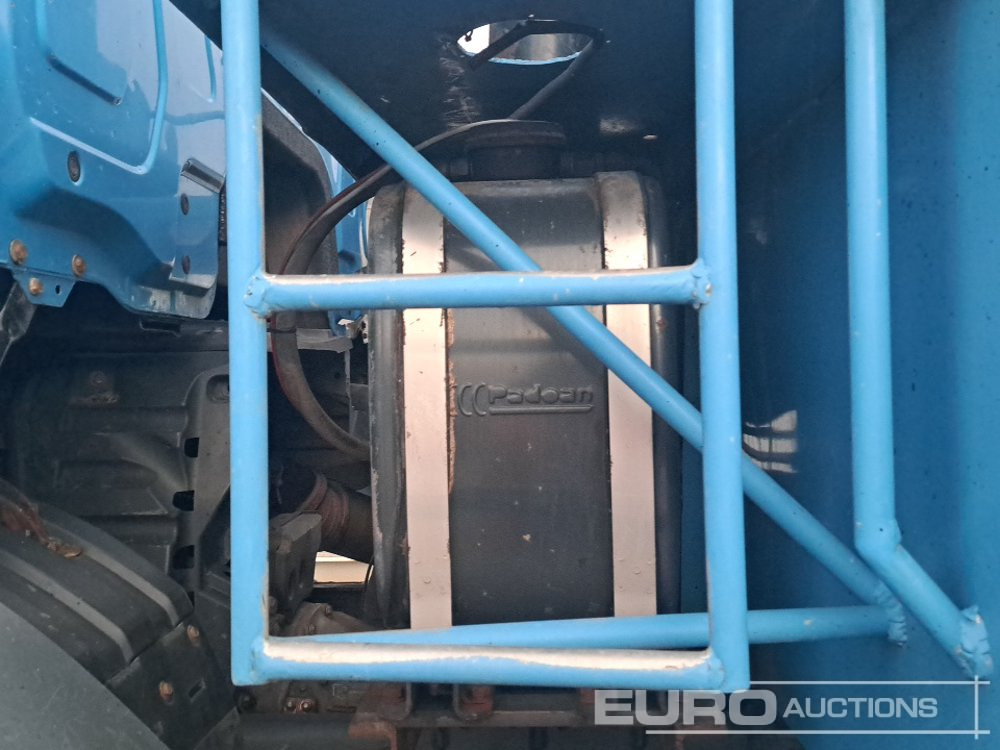 Kipper 2016 Mercedes Arocs 3240: das Bild 18 Kipper 2016 Mercedes Arocs 3240: das Bild 18