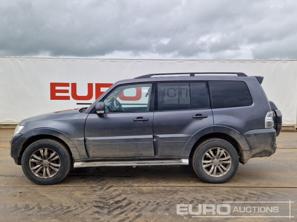 2016 Mitsubishi Pajero - SUV/ Geländewagen: das Bild 2 2016 Mitsubishi Pajero - SUV/ Geländewagen: das Bild 2